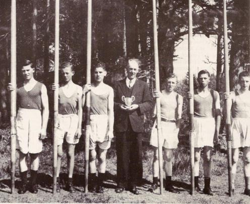 Flesk Valley Juvenile Sixes Winners 1945 & 1946